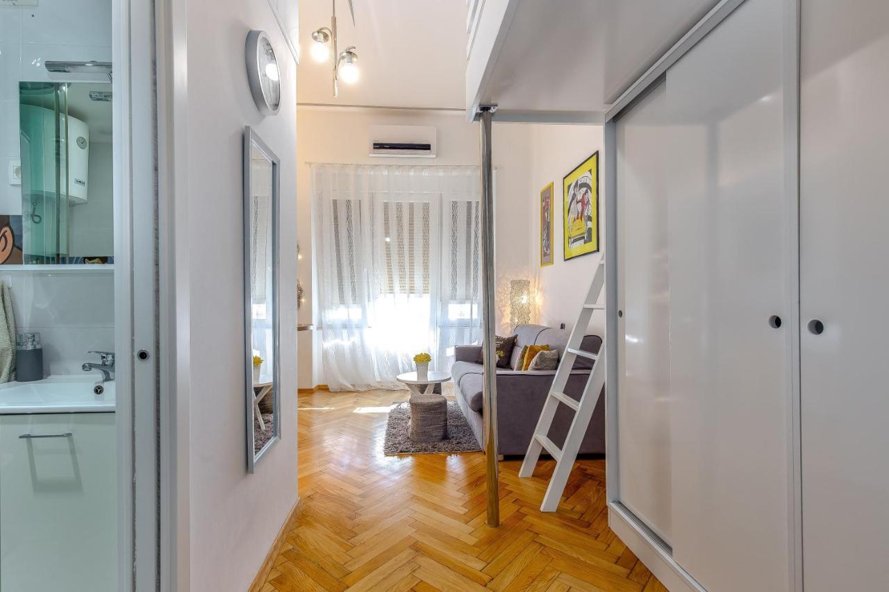 Piramida Apartman *